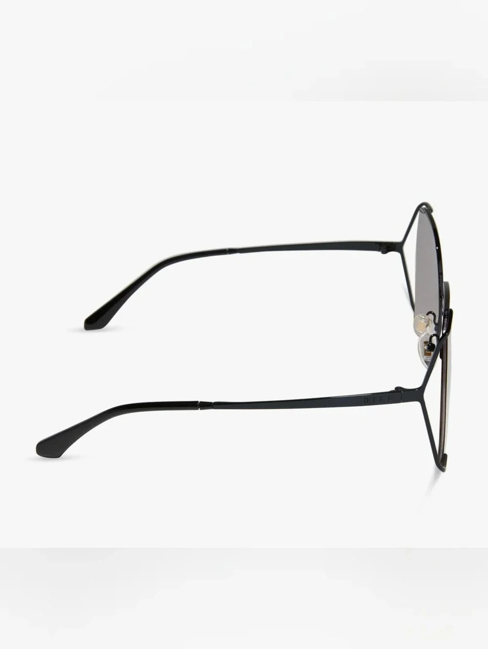 NIB! DIFF Eyewear, Donna IV, black twilight gradient polarized sunglasses